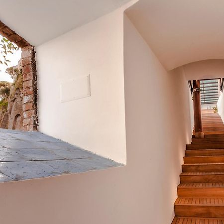 Yacht Club Capo Cervo Suites B&B Σορέντο Εξωτερικό φωτογραφία