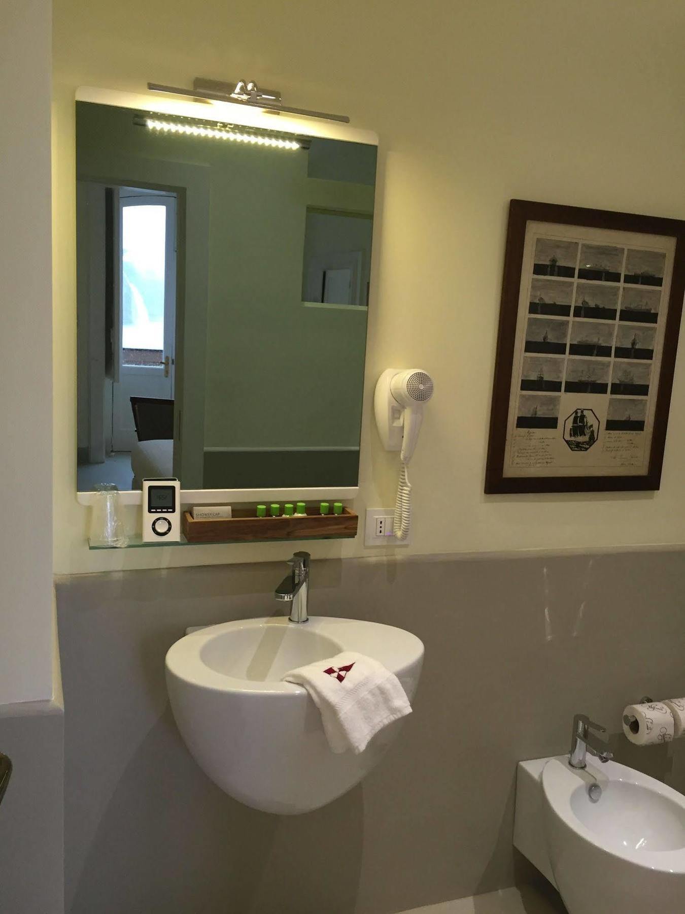 Yacht Club Capo Cervo Suites B&B Σορέντο Εξωτερικό φωτογραφία