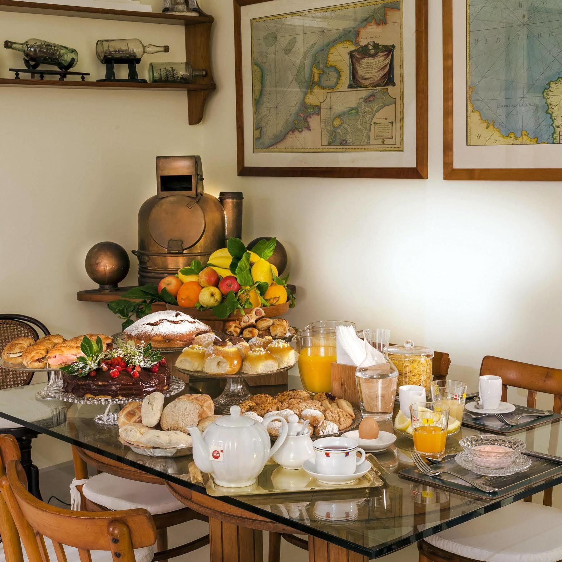 Yacht Club Capo Cervo Suites B&B Σορέντο Εξωτερικό φωτογραφία
